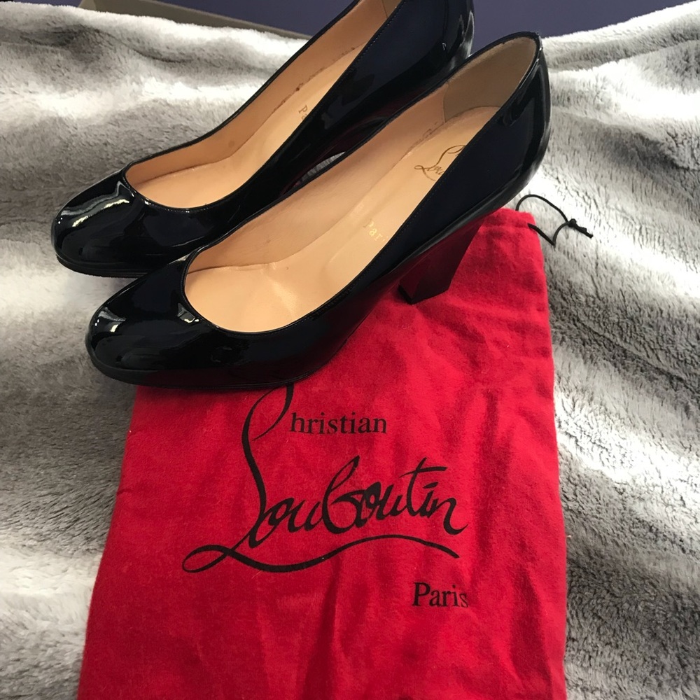 Christian Louboutin Akdooch Pumps  size 39
